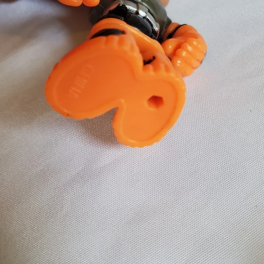 HTF FISHER-PRICE RESCUE HEROES BILLY BLAZES FIREMAN 2